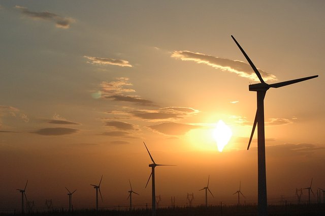 China grows green energy